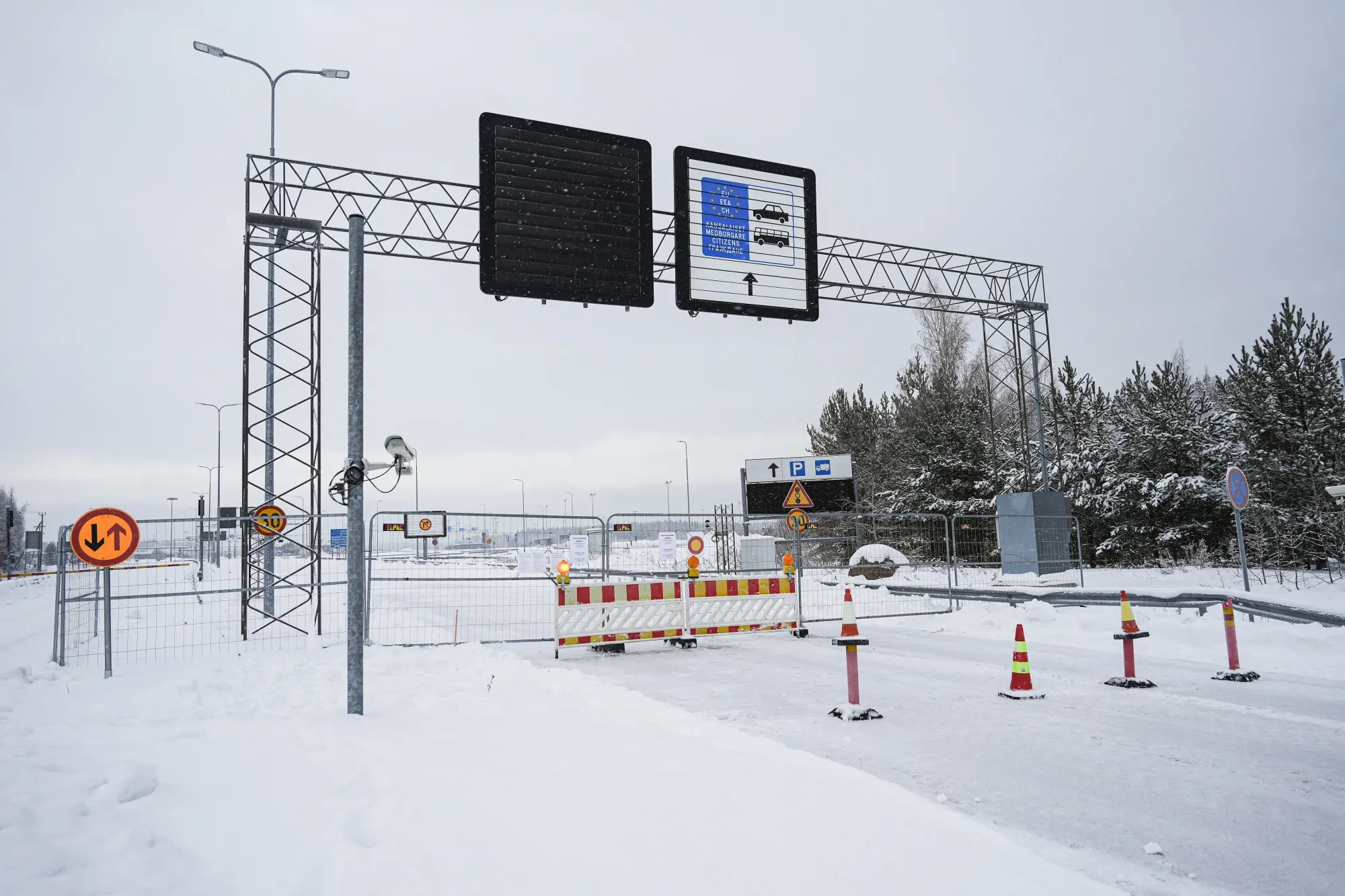 The closed Vaalimaa border station between Finland and Russia on Dec. 7.