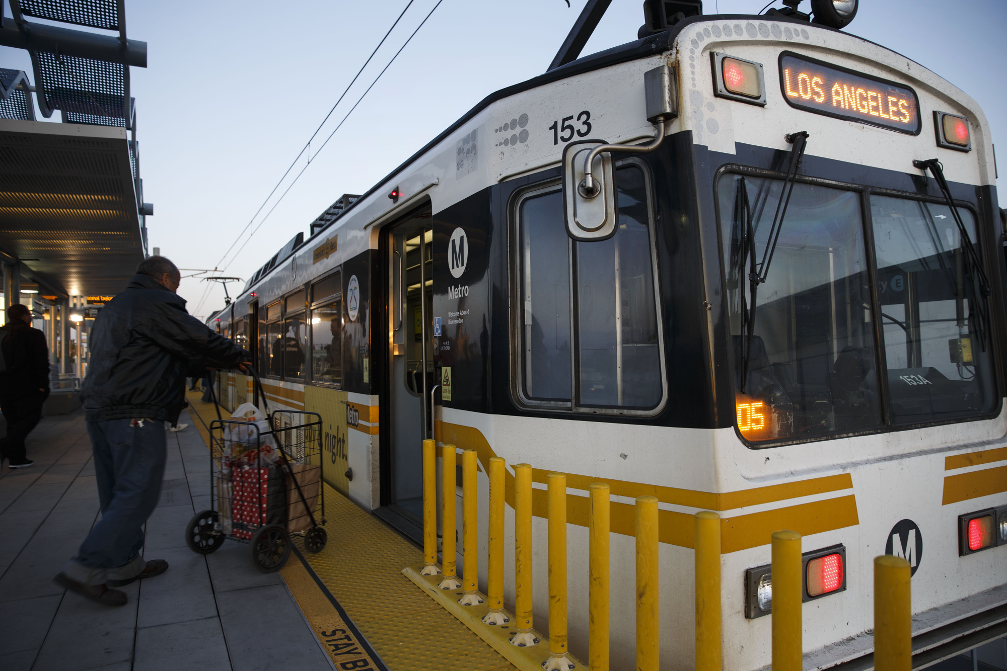 LA Looks to Beat New York Back to Pre-Pandemic Transit Ridership - Bloomberg