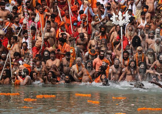 India’s Covid Catastrophe Shows World the Danger of Complacency