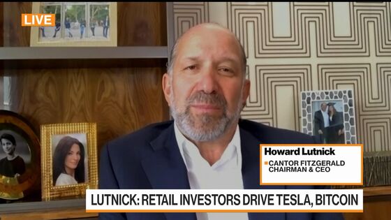 Cantor CEO Lutnick Likens Tesla, Bitcoin Surges to GameStop Saga