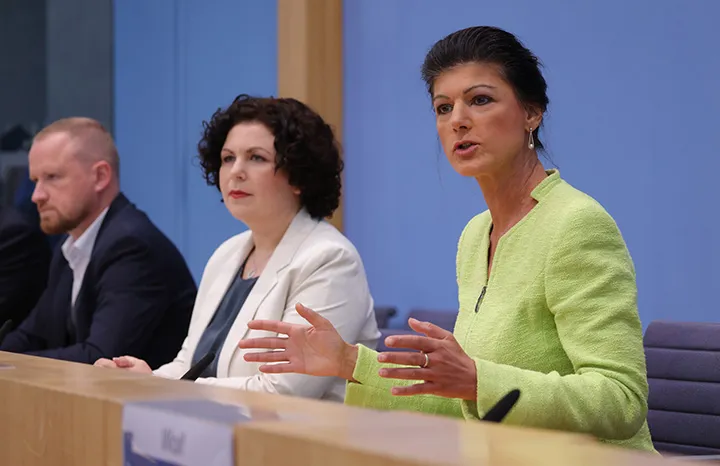 Sahra Wagenknecht, right,&nbsp;during a news conference in Berlin, Germany, on Oct. 23.&nbsp;
