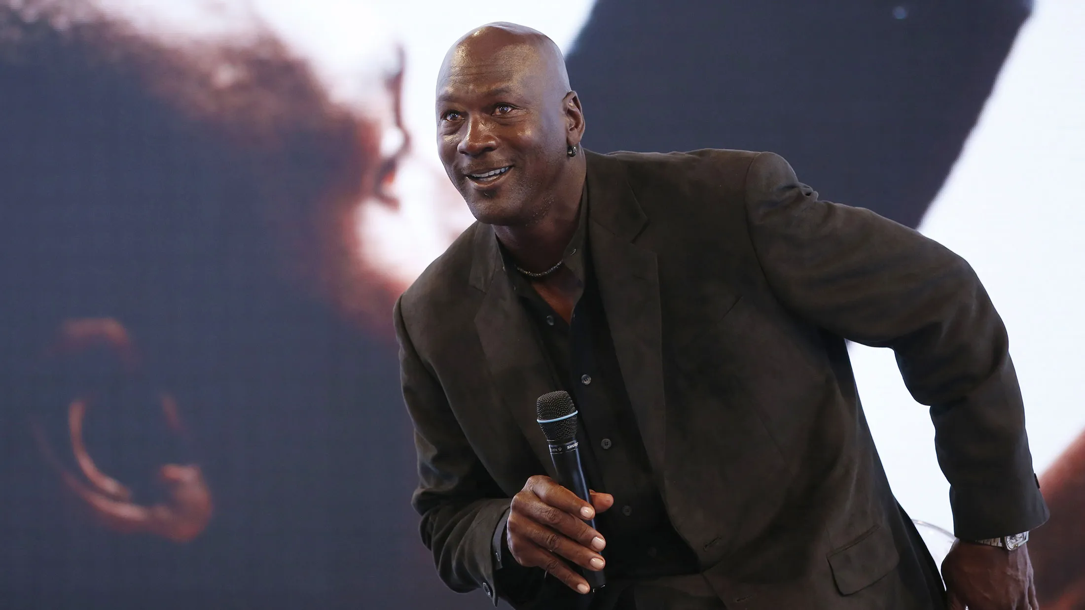 FRANCE-US-BASKETBALL-JORDAN