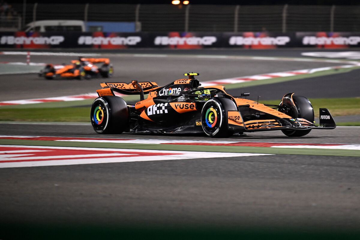 McLaren Racing Sees Every F1 Team Worth More Than £1 Billion - Bloomberg