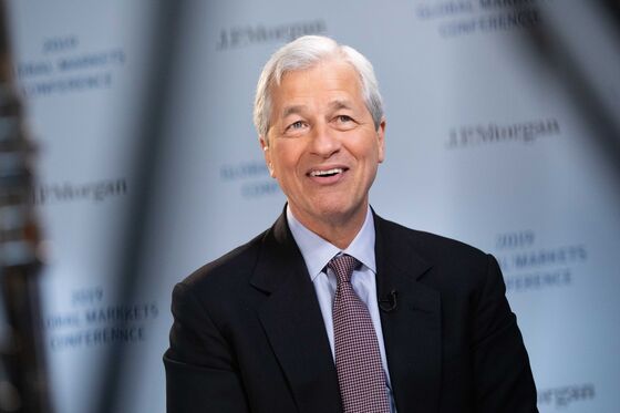 JPMorgan Raises Jamie Dimon’s Pay 10% to $34.5 Million for 2021