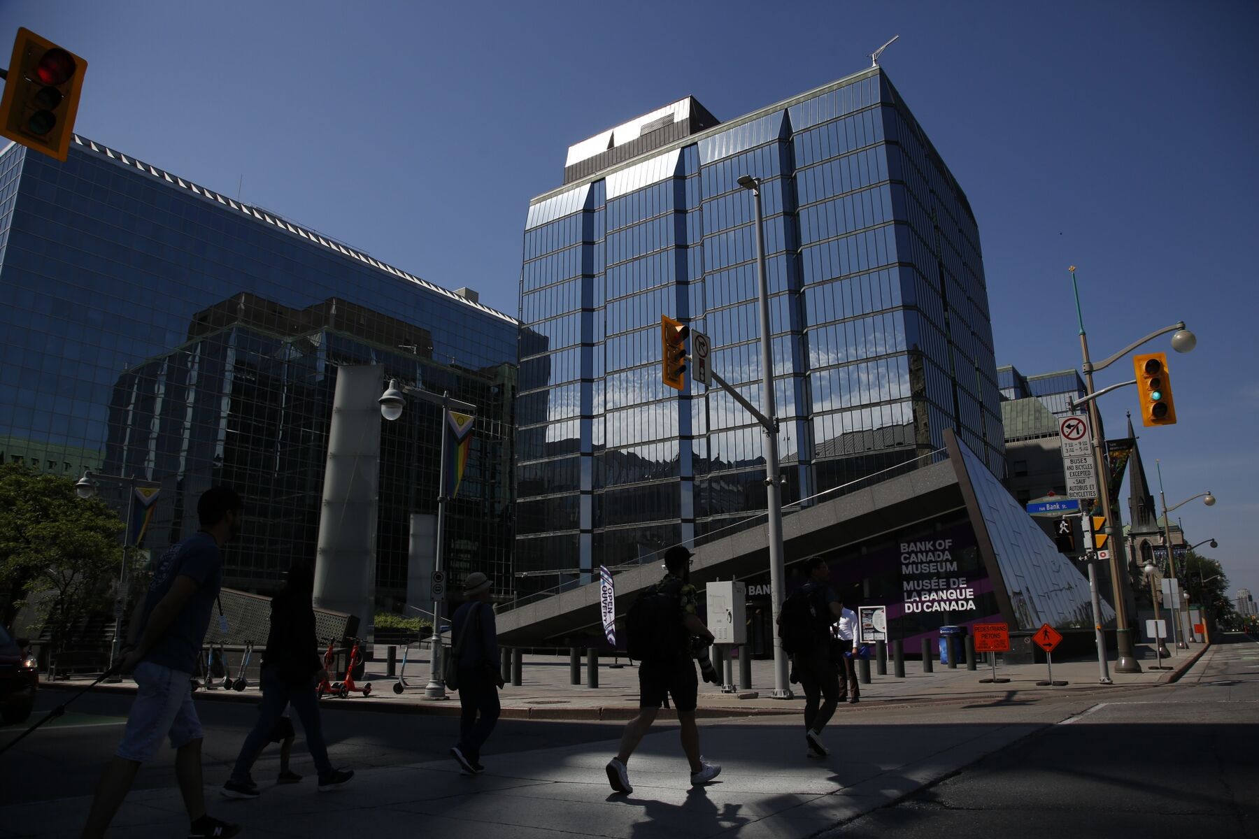 Big Six Banks See at Least Two More Canada Rate Cuts in 2024 Bloomberg