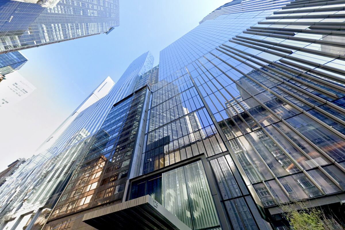 Billionaires' Row Tower Valued at $600 Million in Refinancing