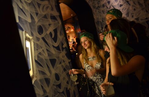 Hats on at Vandal