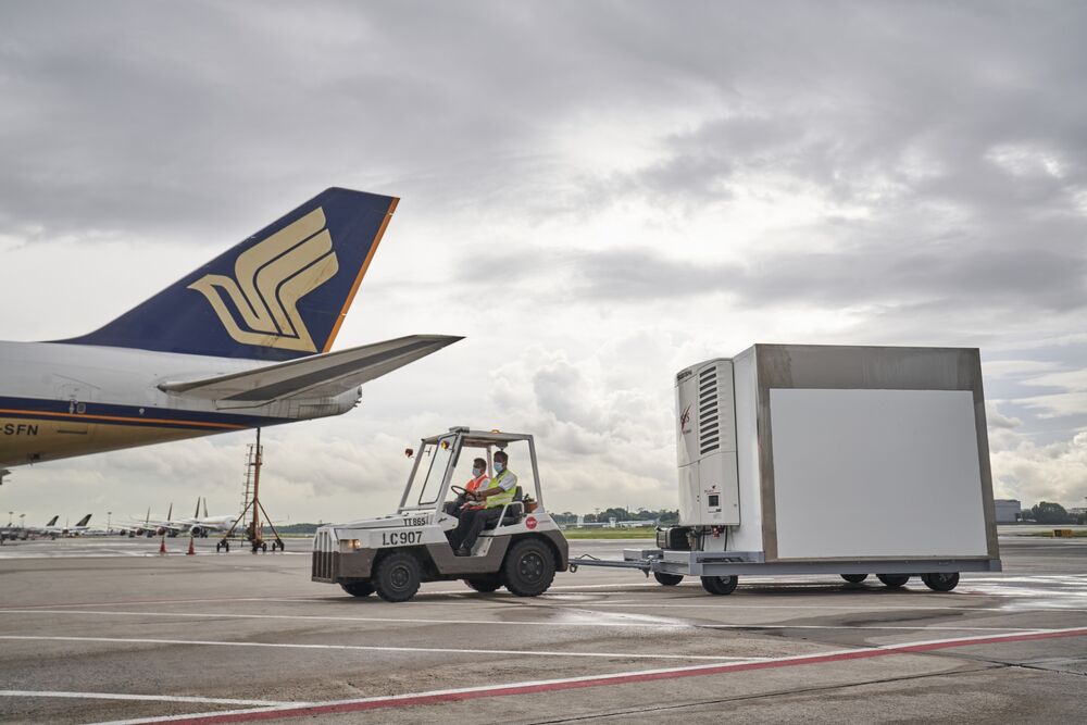 Singapore S Changi Gets Ready With Tons Of Dry Ice For Vaccines Bloomberg