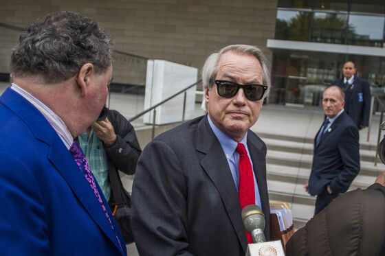 Ex-Trump Lawyer Sidney Powell Hires Lin Wood for Defamation Case