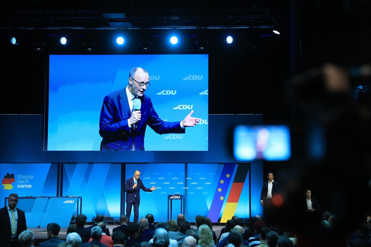 Merz Rules Out Tax Increases If Conservatives Win Sunday’s Vote