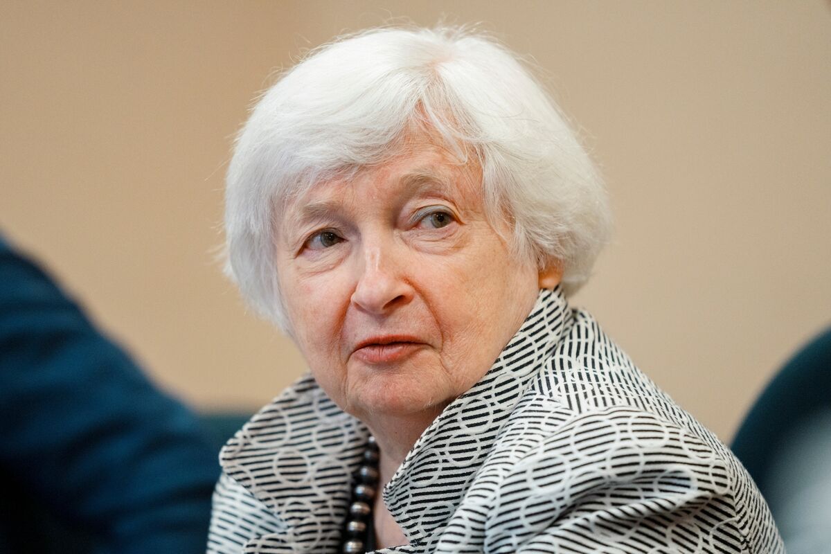 Janet Yellen Warns on Using Tariffs to Wall Off US From World Economy