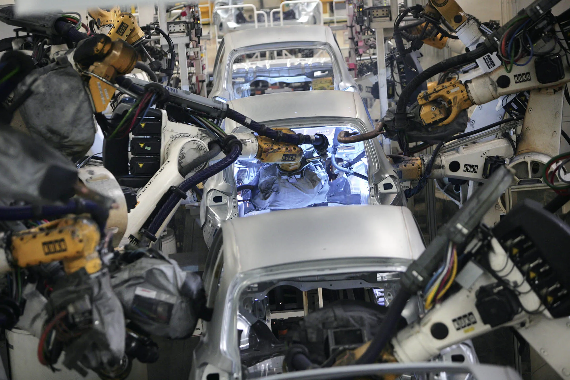 1473826387_car manufacturing automation