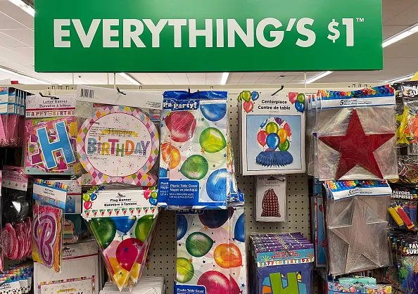 Discount retailers are a contrarian economic indicator.&nbsp;&nbsp;