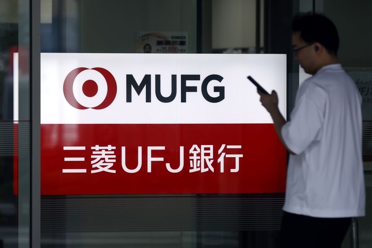 MUFG in Talks to Buy $2.6 Billion Shriram Finance Stake, ET Says