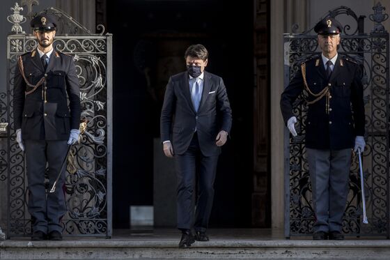 Italian Talk of Tax Cuts Risks Upsetting Europe’s Fund Plans