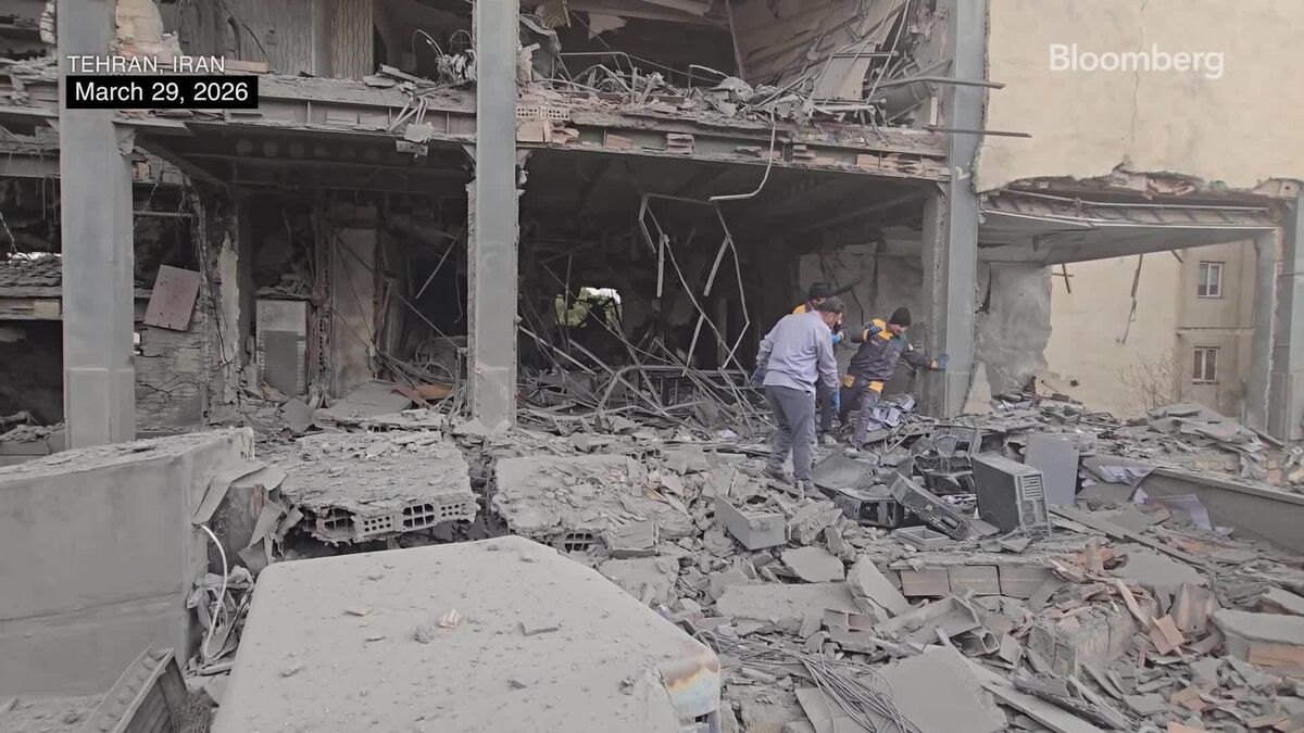 Strikes Continue as Houthis Join Iran War, Raising Escalation Fears