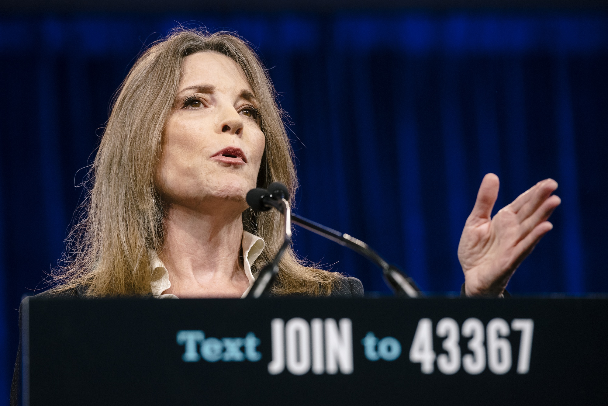 Williamson wants up to $500 billion for reparations plan Marianne  Williamson wants up to $500 billion for reparations plan