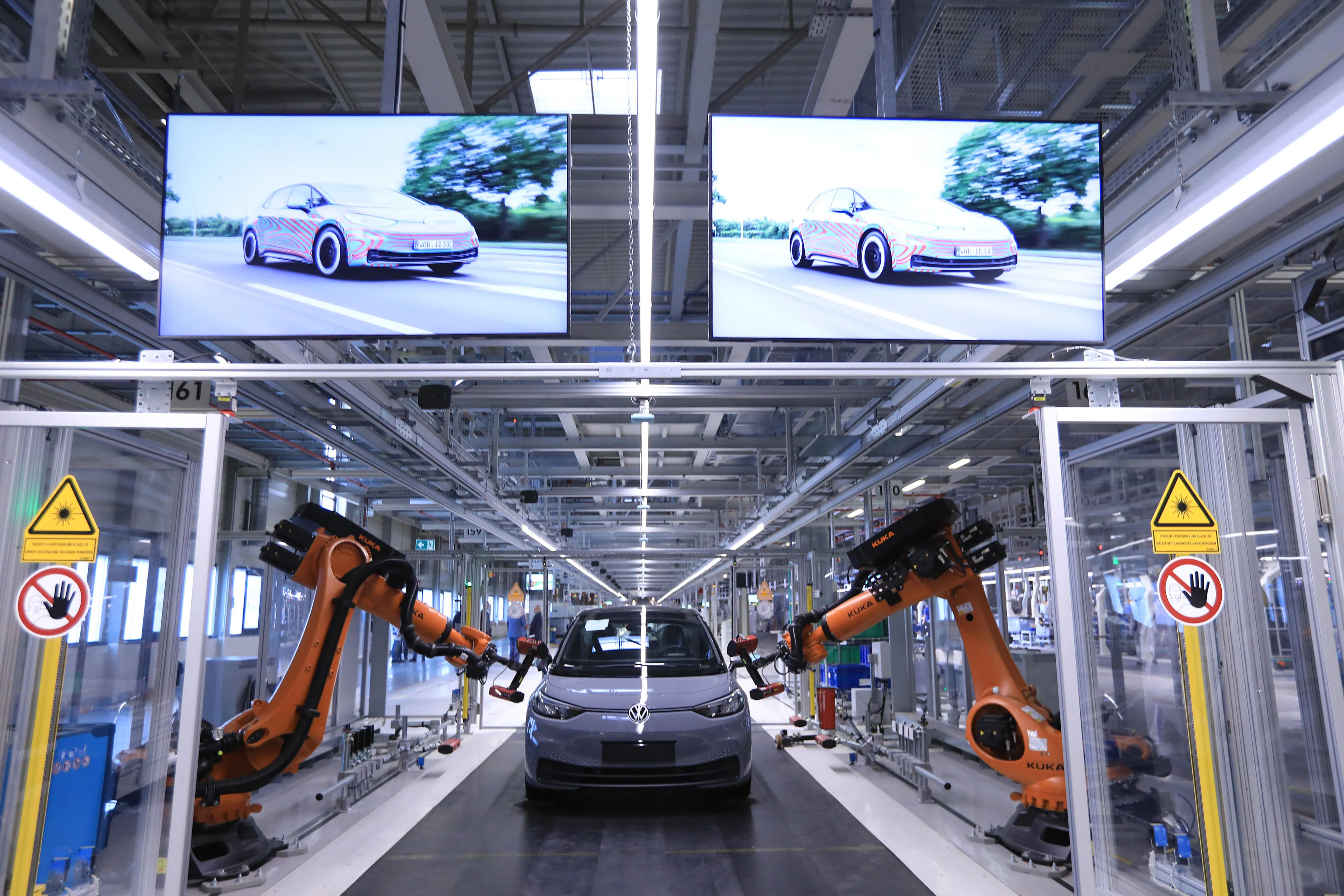 After&nbsp;problems delayed the ID.3 electric&nbsp;this year, VW will&nbsp;go global&nbsp;in 2021 with the ID.4.