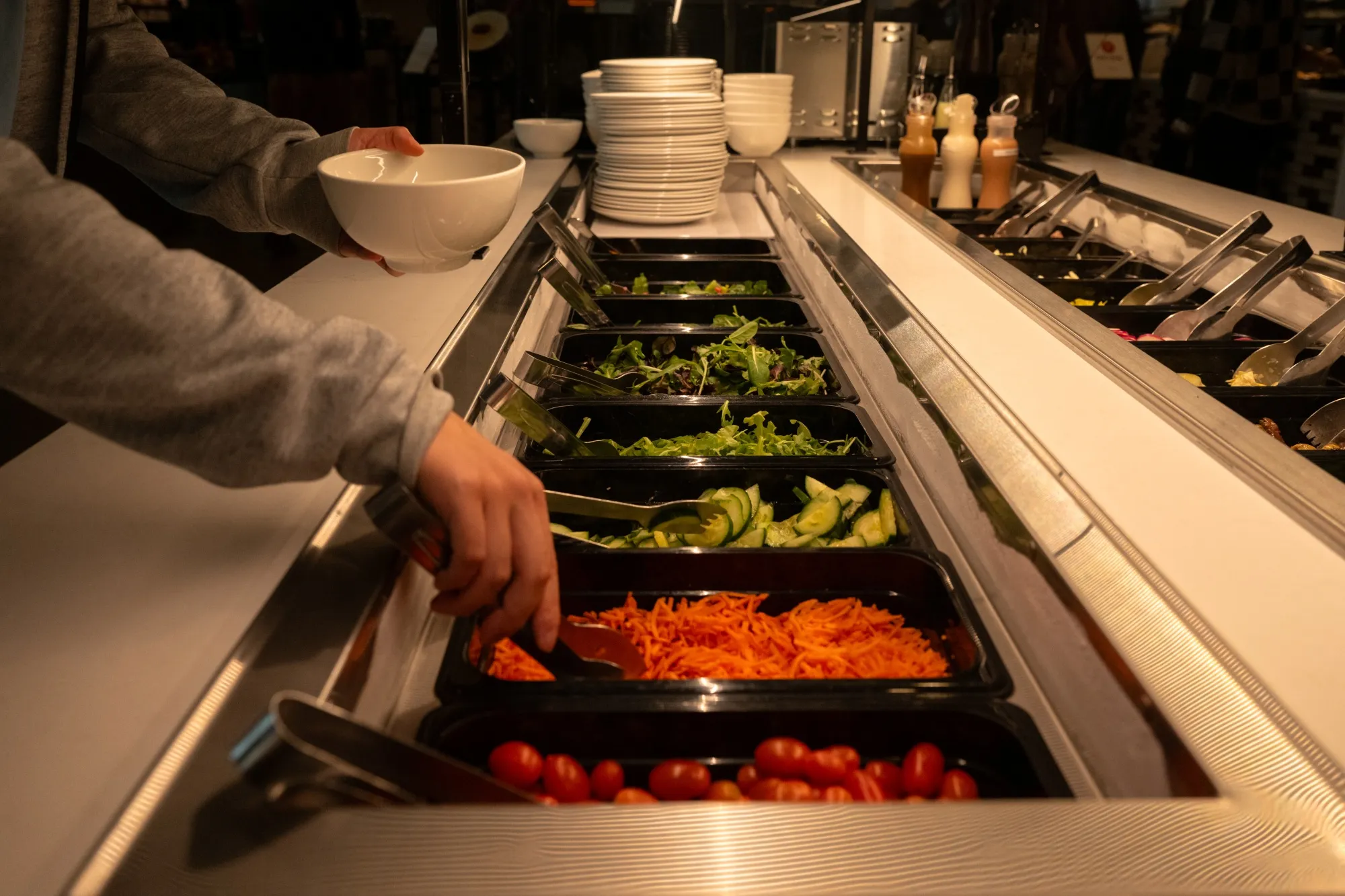A handful of US states have banned grocery stores, restaurants and other commercial waste operators from trashing uneaten food in landfills.