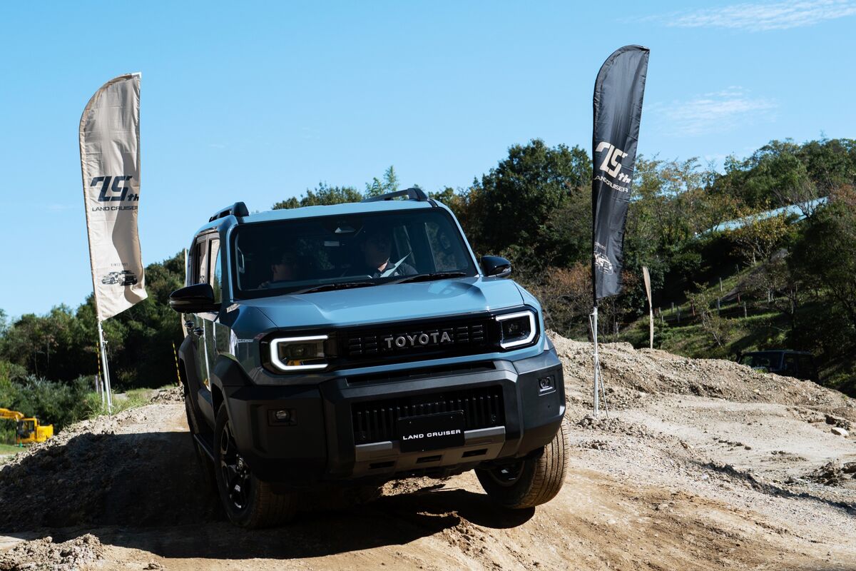 Toyota’s ‘Baby’ Land Cruiser Seen Bolstering Asia Car Sales