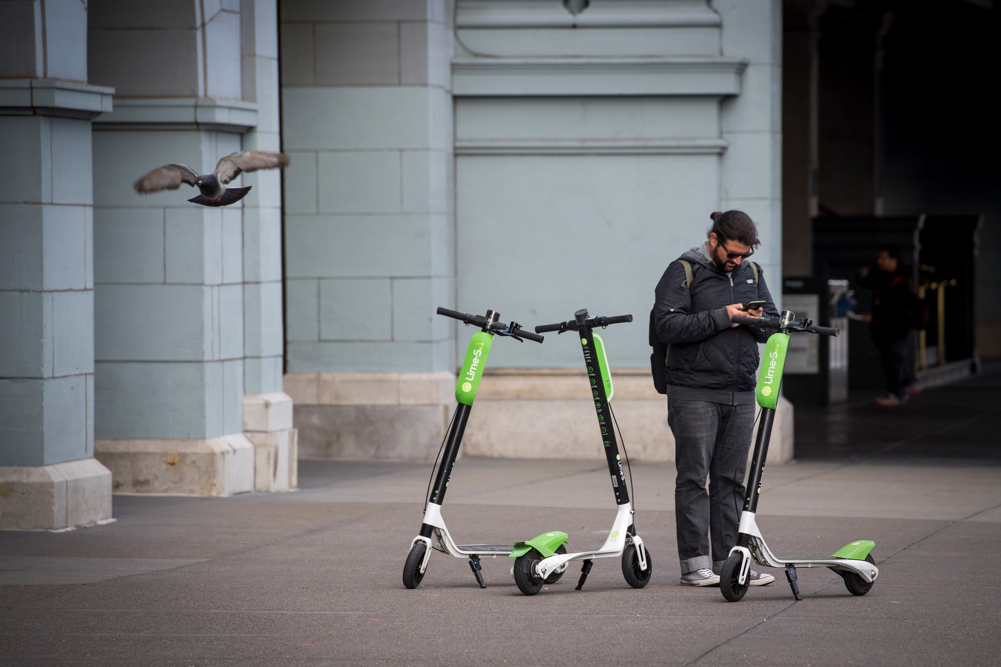 Lime's ChineseMade Scooters Get Caught Up in Trump's Trade War Bloomberg
