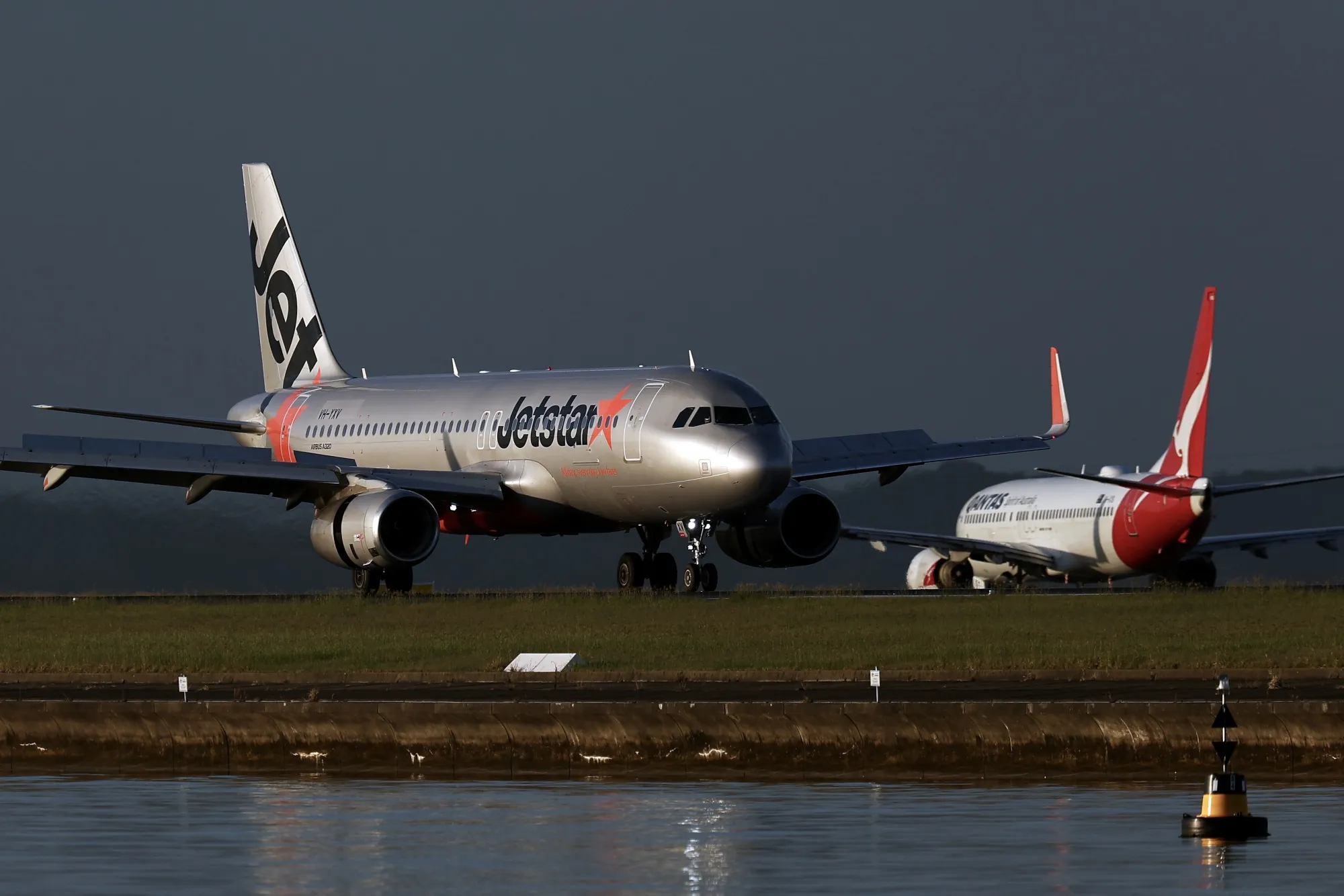 An Airbus SE A320 aircraft operated by Jetstar Airways&nbsp;at Sydney Airport in Sydney.