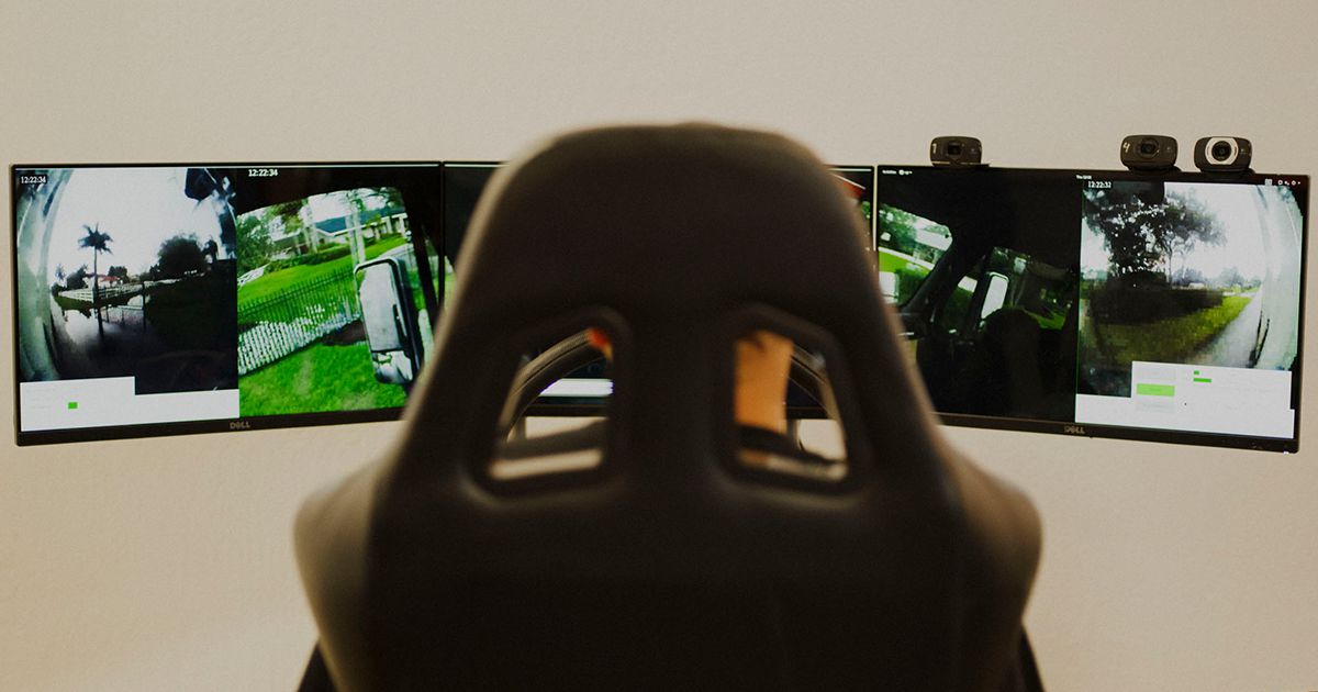 These Truckers Work Alongside the Coders Trying to Eliminate Their ... - Bloomberg