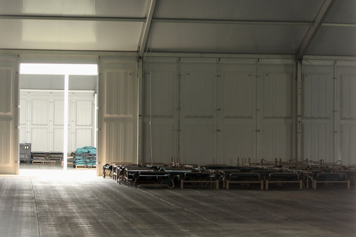 NYC’s Randall’s Island Migrant Facility Set to Open Next Week Bloomberg