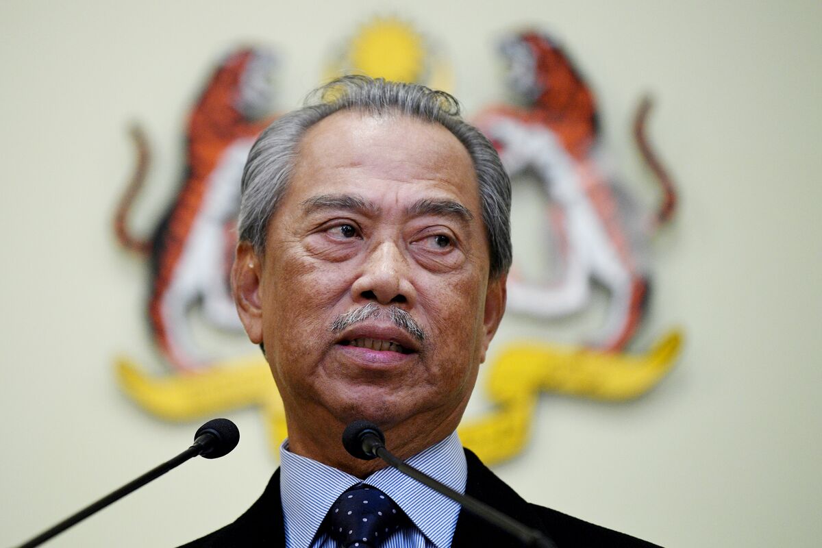 Malaysia S New Prime Minister May Be Chosen Through Whatsapp Bloomberg