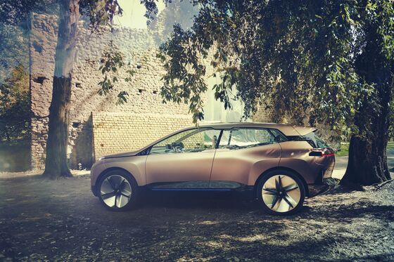 Will a Car Back Seat Soon Be Your ‘Favorite Space’? BMW Thinks So