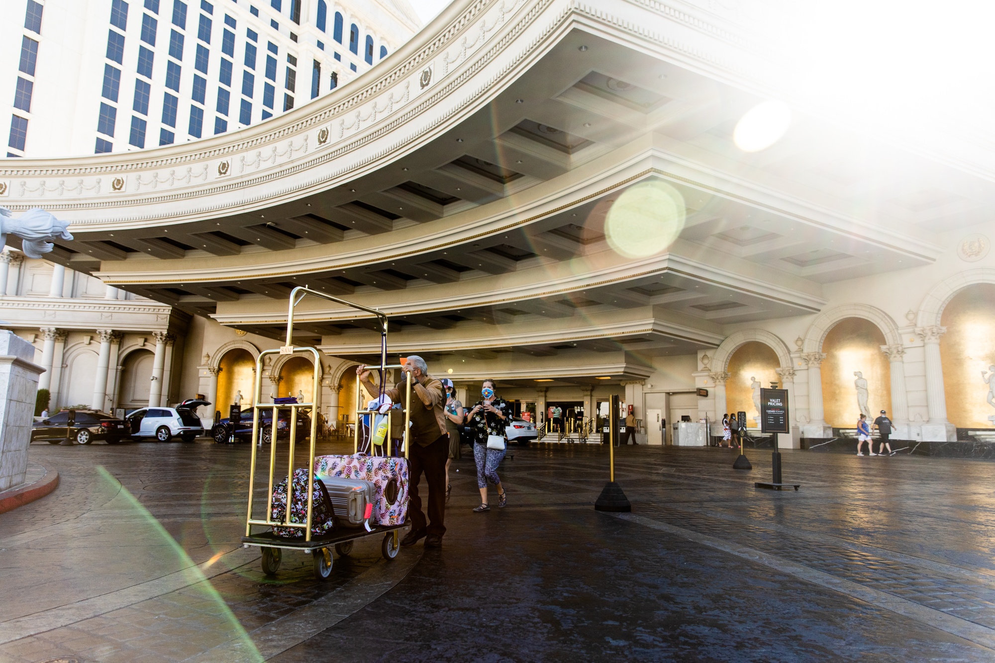 Las Vegas Strip leaseback deals added expense amid shutdown, Casinos &  Gaming
