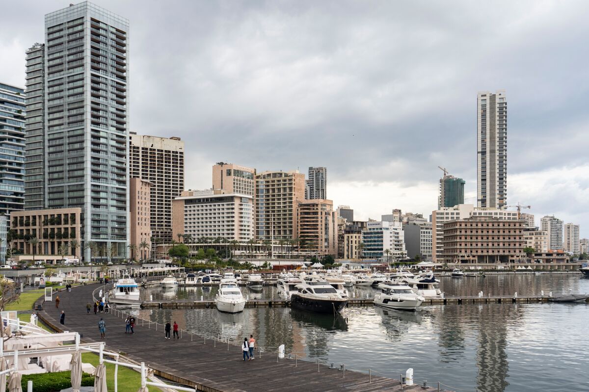 Lebanon Open to Hear IMF on Law to Fix $80 Billion Financial Gap