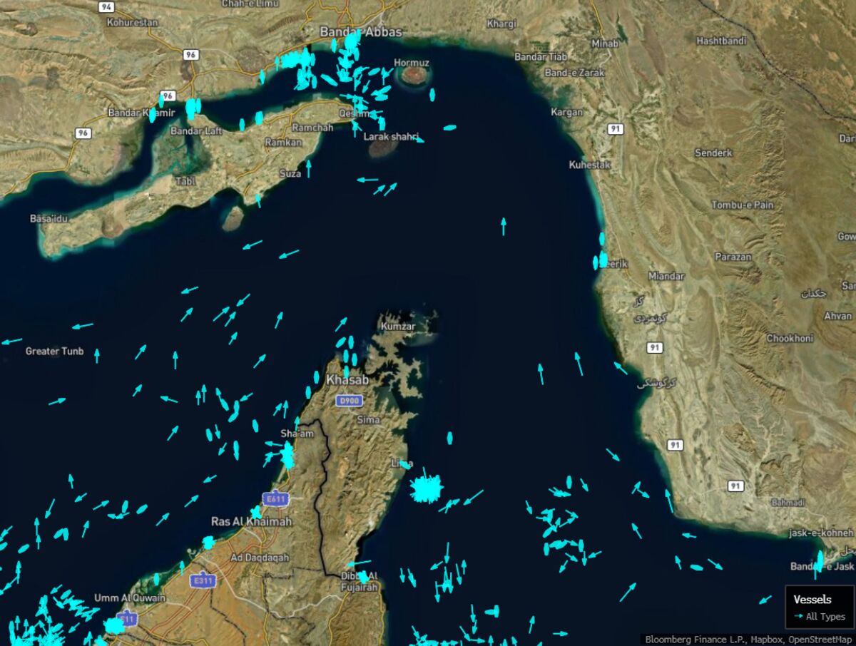 Hormuz Traffic Grinds to a Near Halt as Ceasefire Under Threat