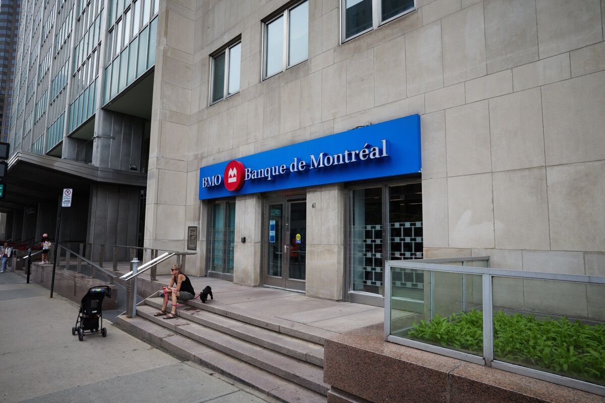 BMO-led $775 Million Pellera Loan Deal Comes at Steep Discount