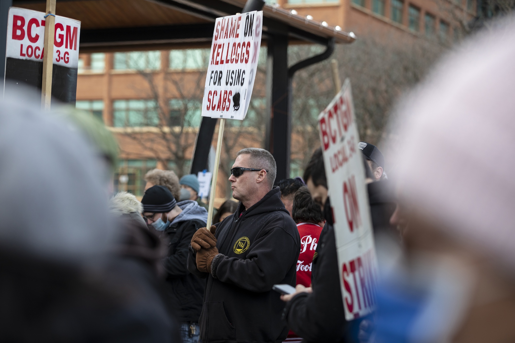 Kellogg Cereal Workers Approve Agreement, Ending Standoff Bloomberg