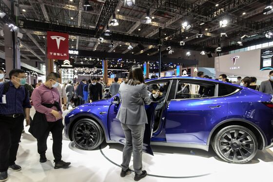 Tesla China-Made Model Y Sales Jump as Bigger Cars Gain Traction