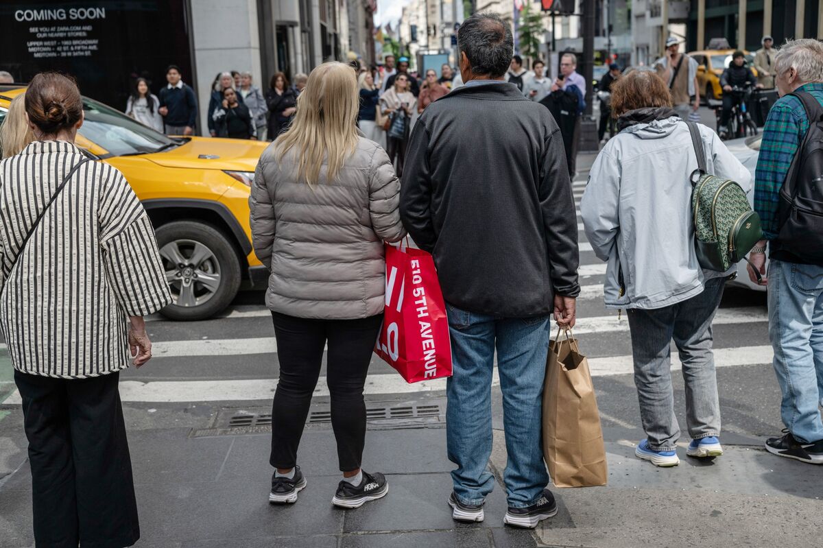 Fed’s Paulson Says Rate Cuts Require Progress on Inflation
