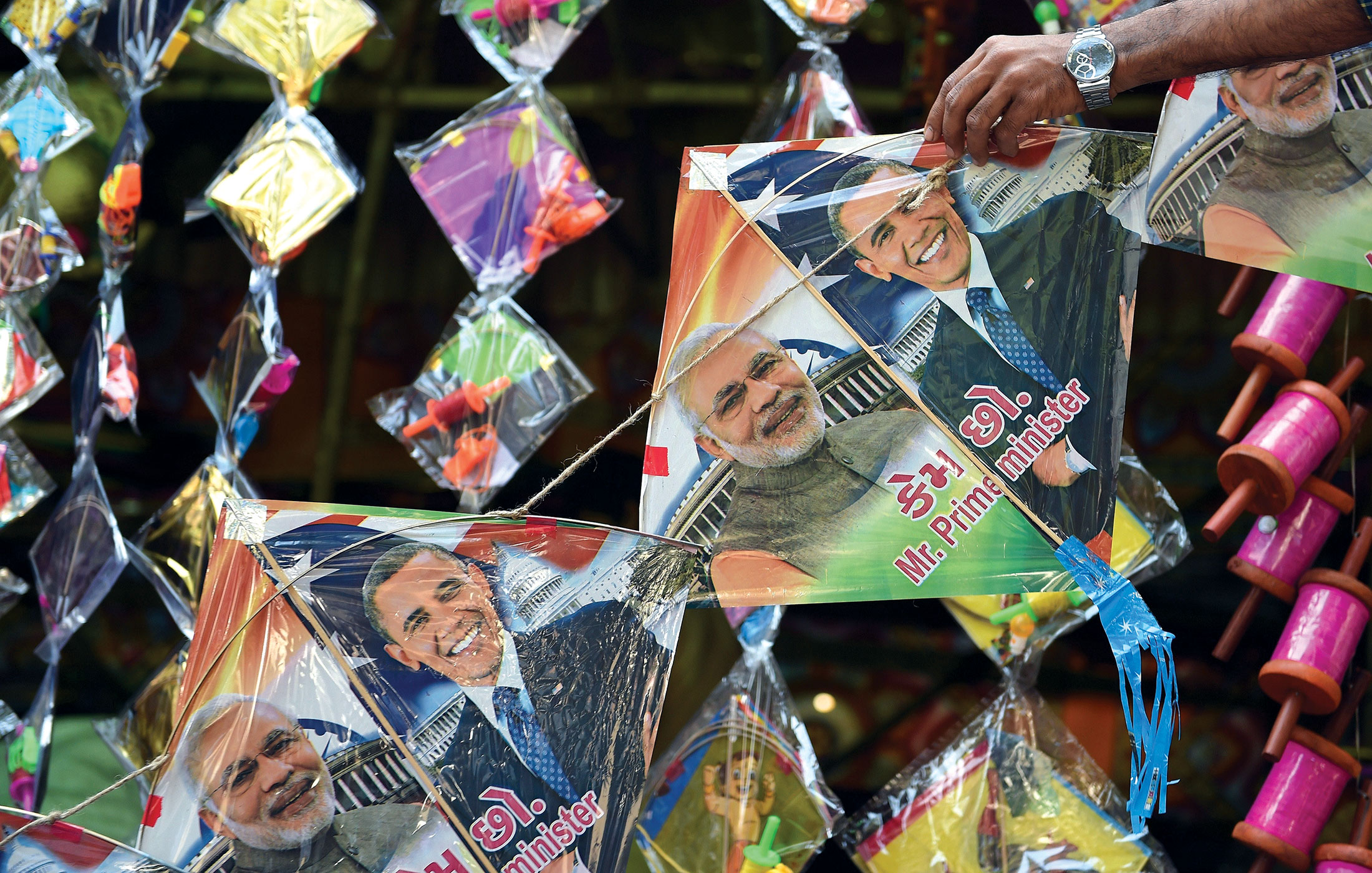 Indians made kites to celebrate Obama’s visit.
