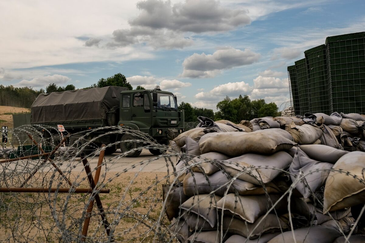 Poland Signs Defense Cooperation Deals With Palantir, Anduril Amid Army Upgrade