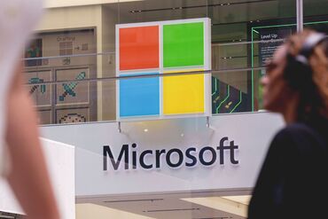 Microsoft branding.