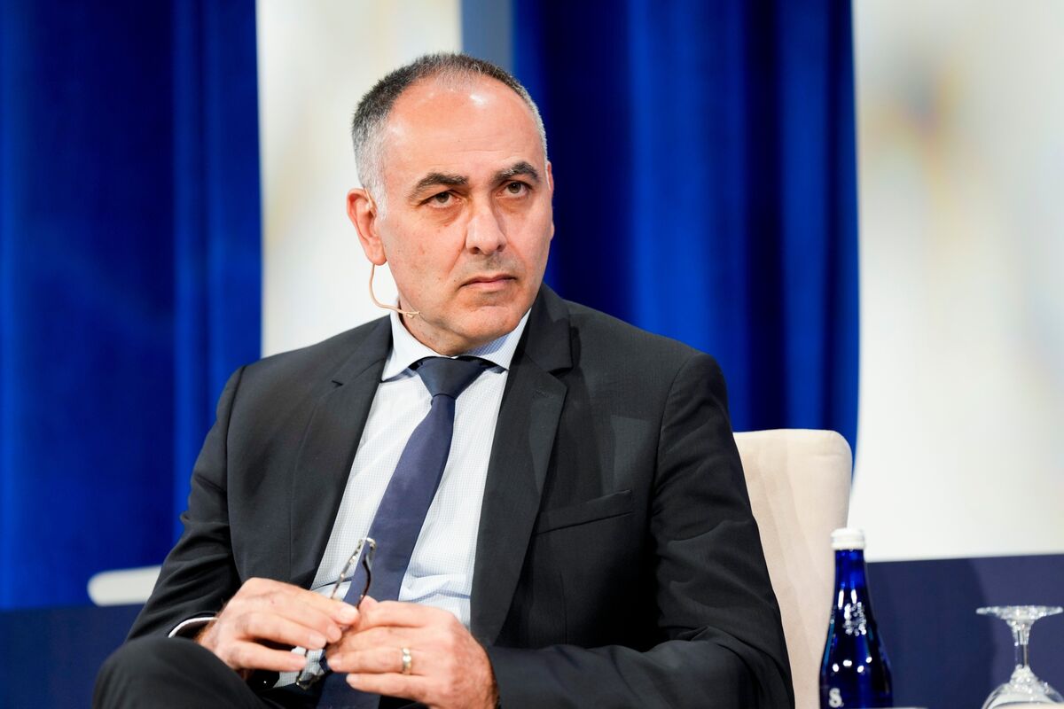 Ex-Basel Boss Warns of ‘Disaster’ If EU Ditches Key Bank Rule