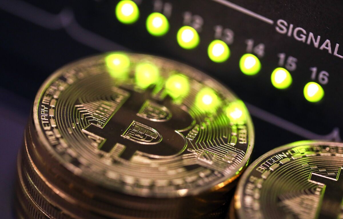 How To Make Money Off Bitcoin Without Actually Owning It Bloomberg - 