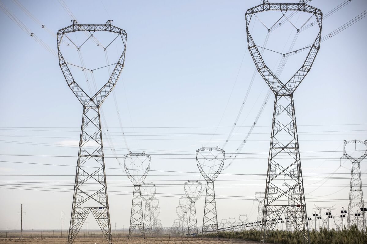 China’s Power Use Growth Slows in August With Cooler Weather