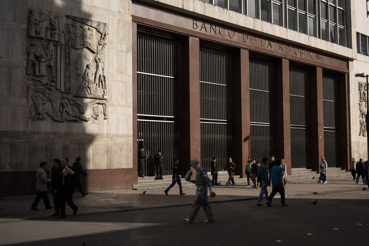 Petro Bets on World’s Biggest Wealth Tax to Fix Colombia’s Finances