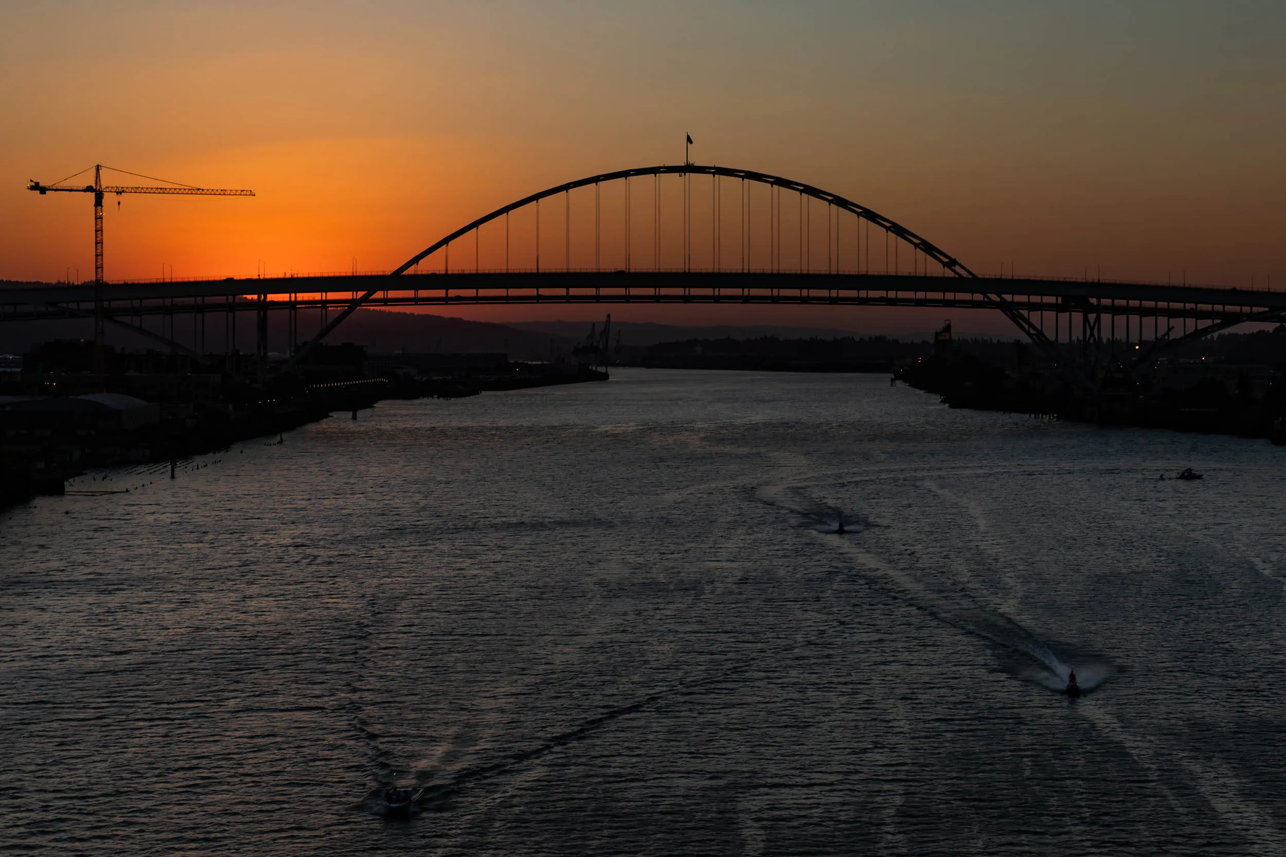 Sunset over the Willamette River&nbsp;in Portland, Oregon, U.S.