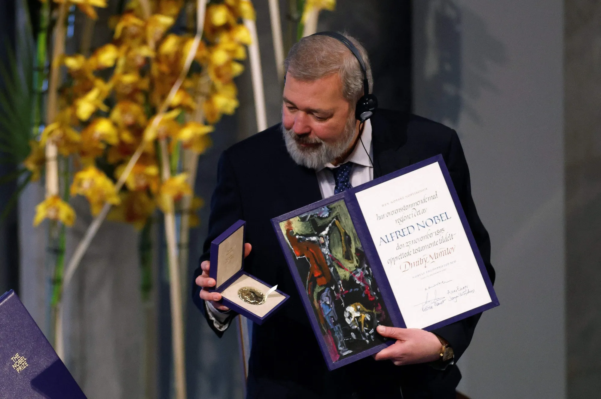 Dmitry Muratov during the gala award ceremony for the Nobel Peace prizei n 2021.