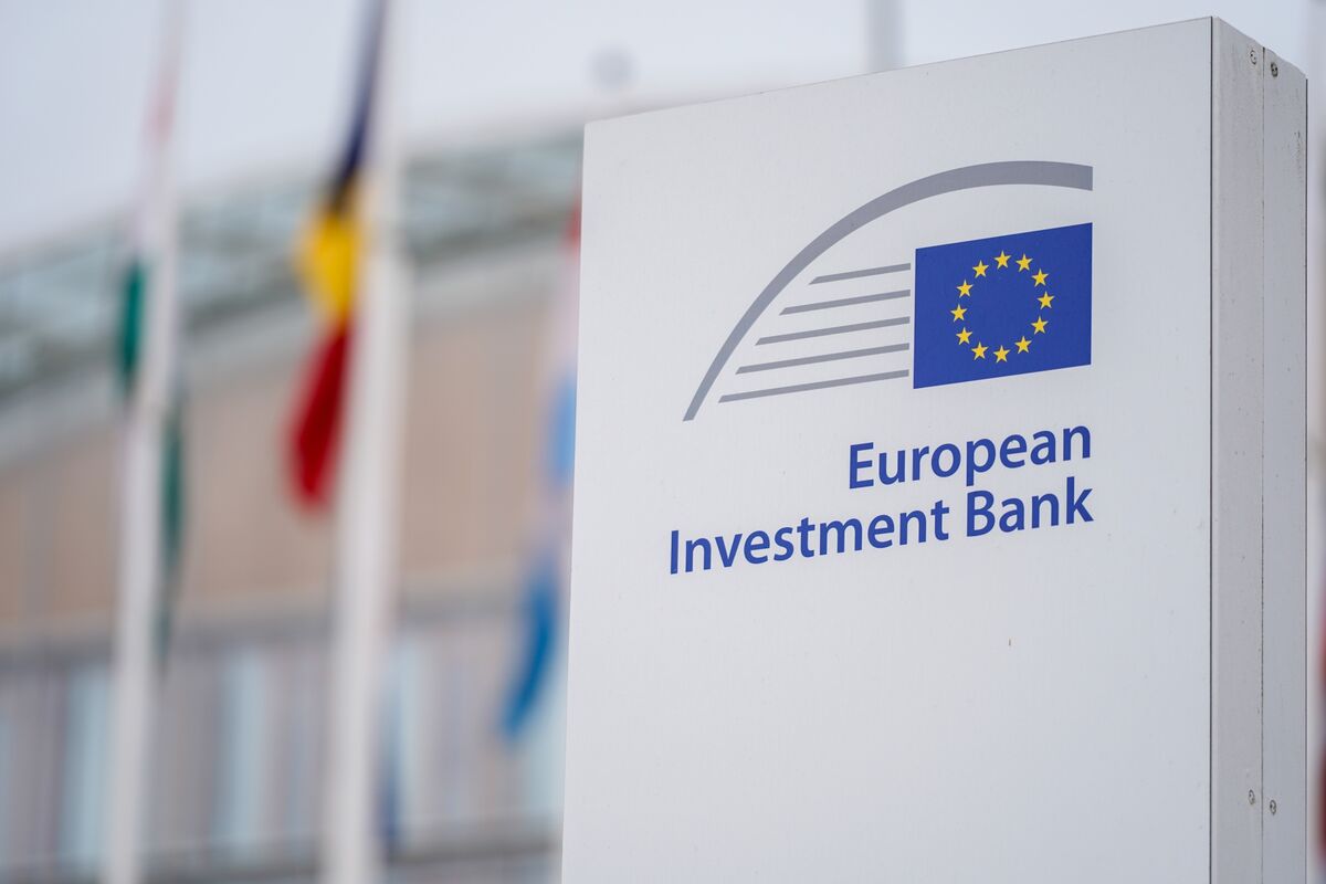 Defense Firms Are Asking EIB for Help Navigating Energy Crisis - Bloomberg