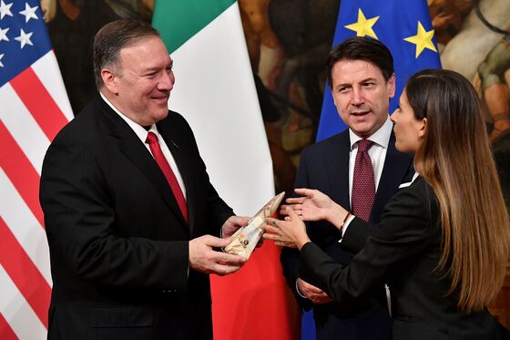 Pompeo Starts European Visit With Focus on Looming Tariffs