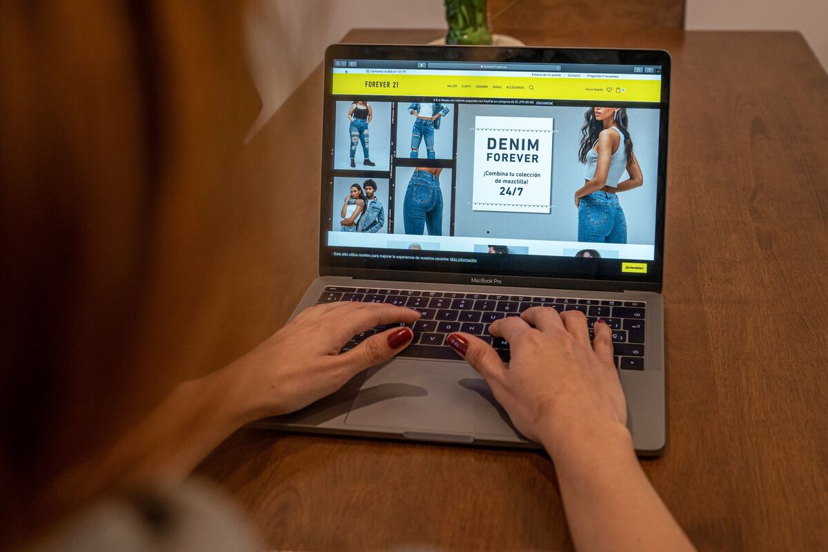 Online Shopping sites in India, Mexico, Russia Boom With Sales in