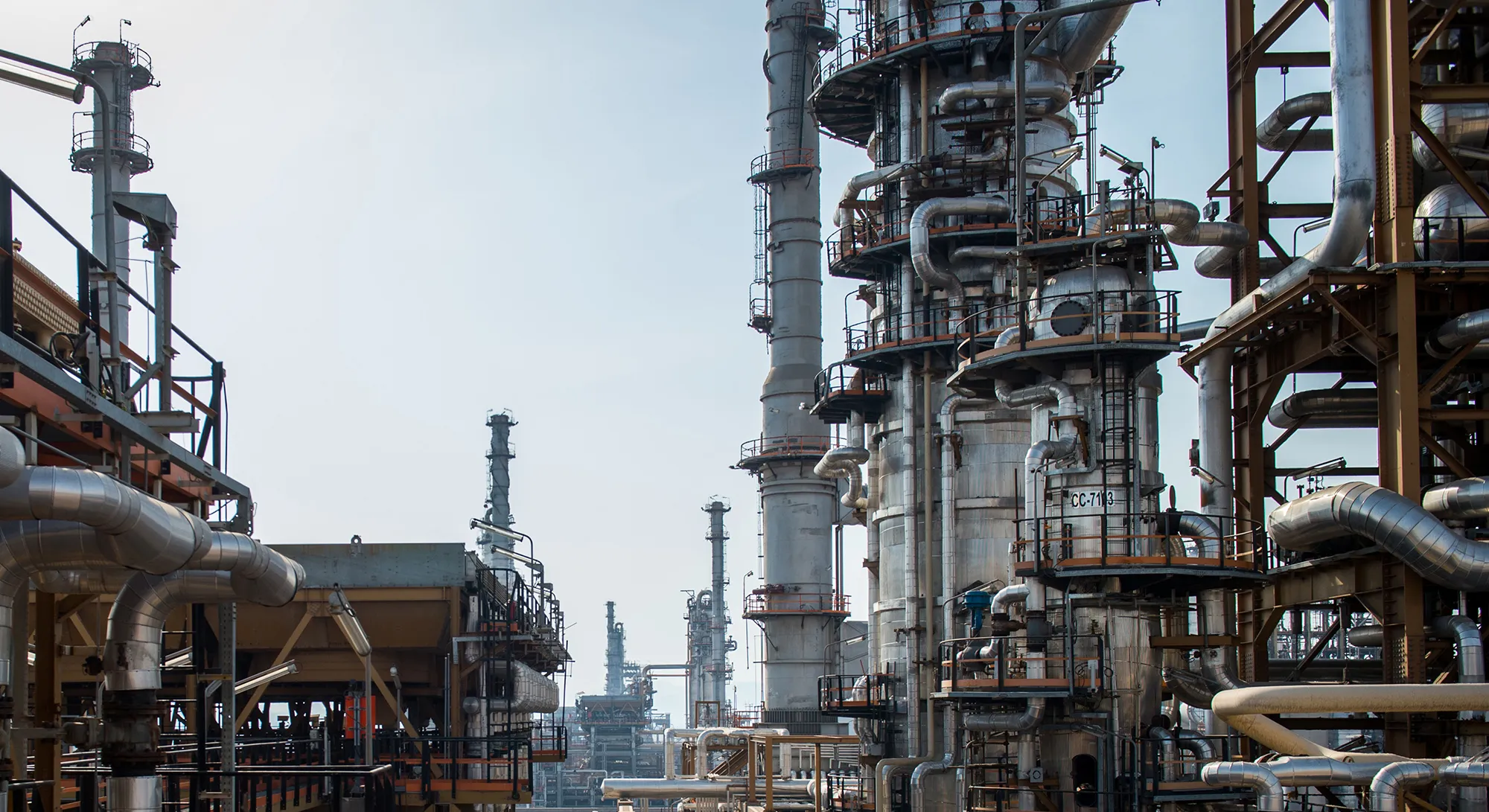 Processing facilities stand at the new Phase 3 facility at the Persian Gulf Star Co.&nbsp;gas condensate refinery in Bandar Abbas, Iran.